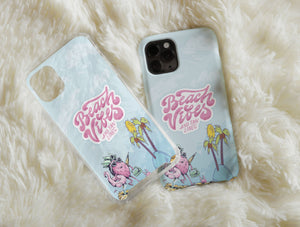 Summer Vibes Phone Case – Cute Beach & Strawberry Design