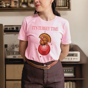 Let’s Get Basted – It’s Turkey Time Shirt for Thanksgiving Hosts & Party Lovers