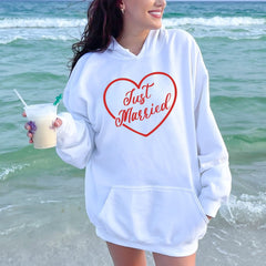 Just Married & Cozy ❤️ – Honeymoon Hoodie for Newlyweds