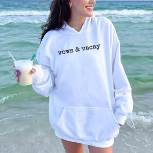 Vows & Vacay Vibes – Cozy Hoodie for Honeymoon Adventures