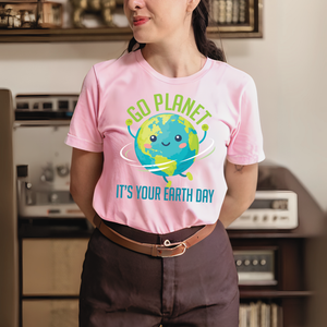 Go Planet It’s Your Earth Day T-Shirt – Retro Earth Tee