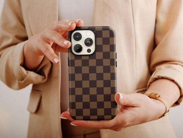 Retro Checker Phone Case – Timeless Neutral Geometric Style