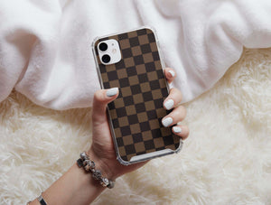 Retro Checker Phone Case – Timeless Neutral Geometric Style