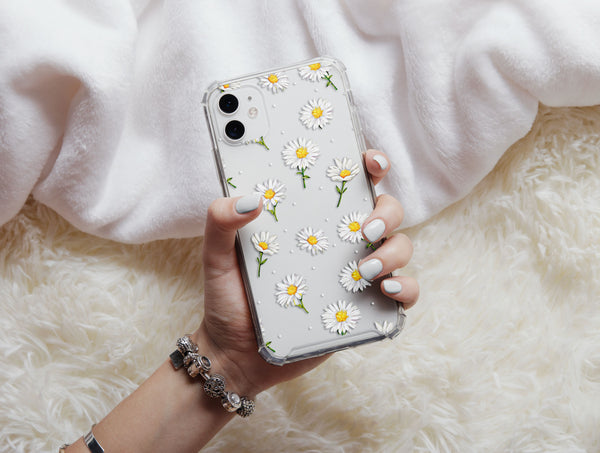 Fresh Blooms – Watercolor Daisy Art Phone Case with Custom Name